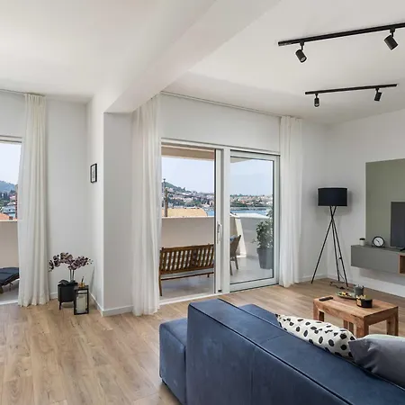Apartment Amare - Three Bedroom With Balcony And Sea View *
